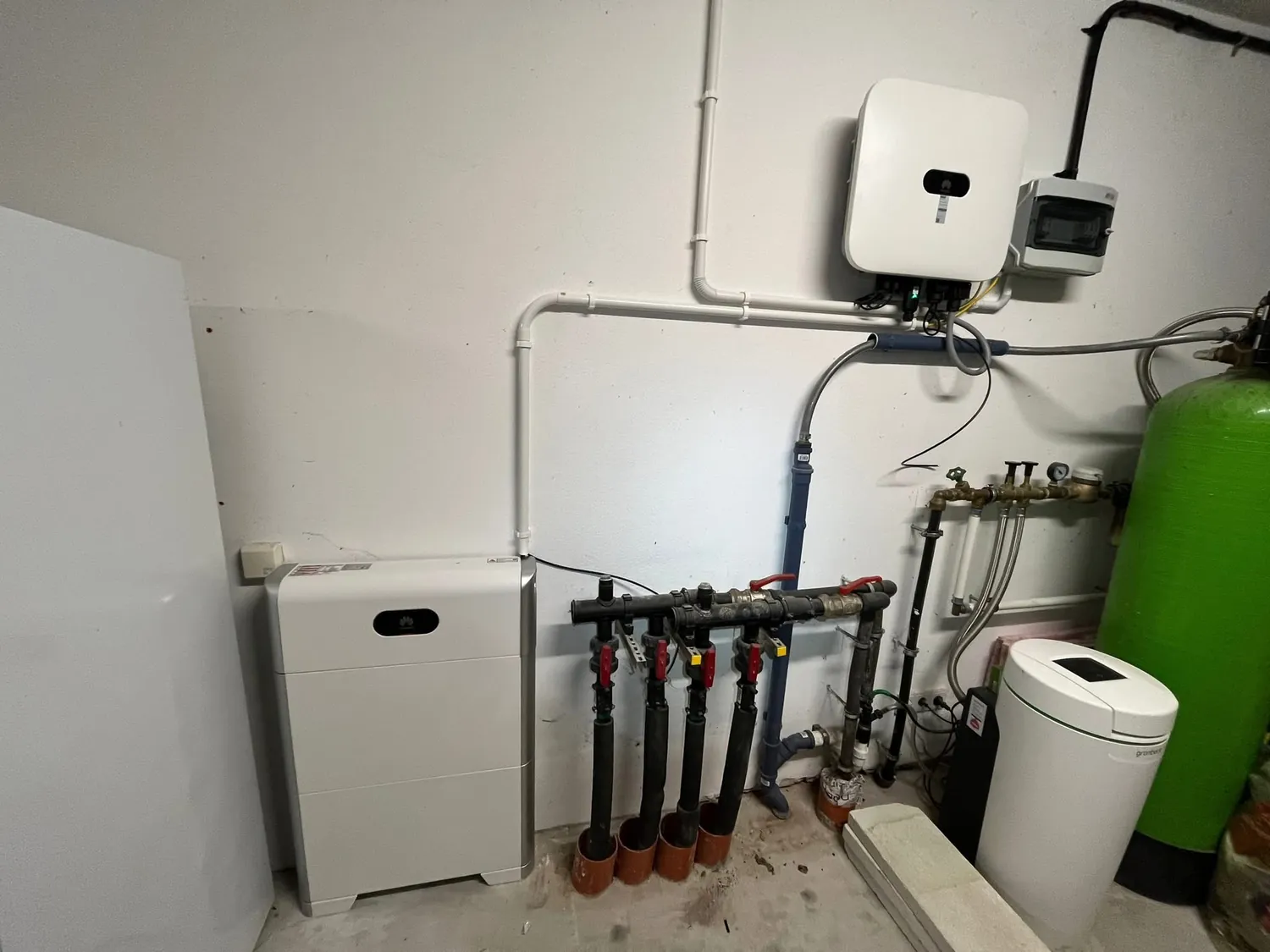 Falownik i magazyn energii Instal-Term